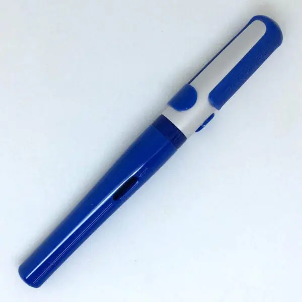 Schulfüller Pelikano für Linkshänder von Pelikan in blau - Image 2